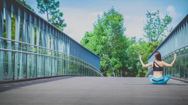 CQ9电子 CQ9传奇悠季瑜伽学院 轻松做到“事业瑜伽”两不误——周末基础教培班(图1)