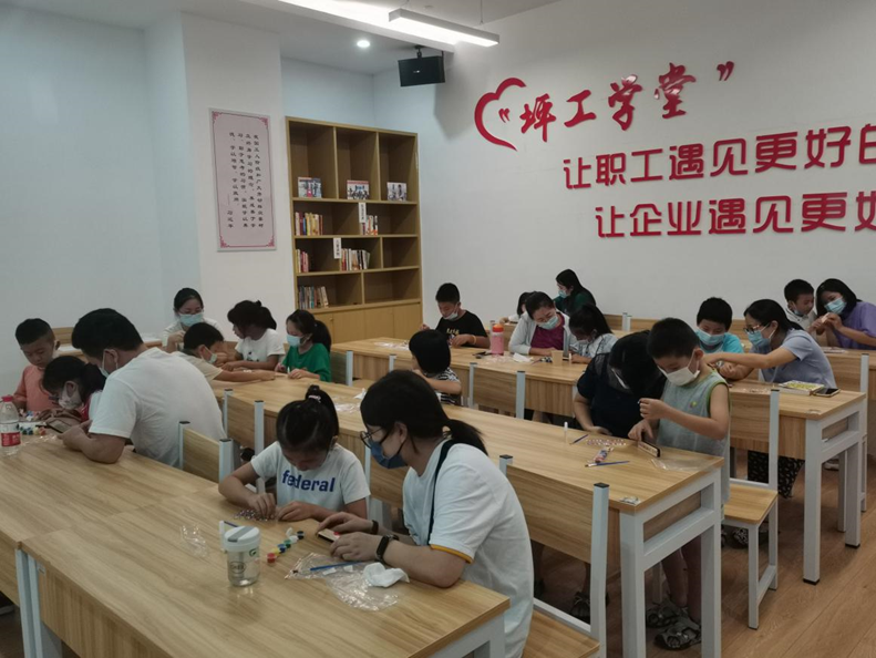 龙田街道大工业区开CQ9电子 CQ9传奇展多样活动满足职工所需(图3)