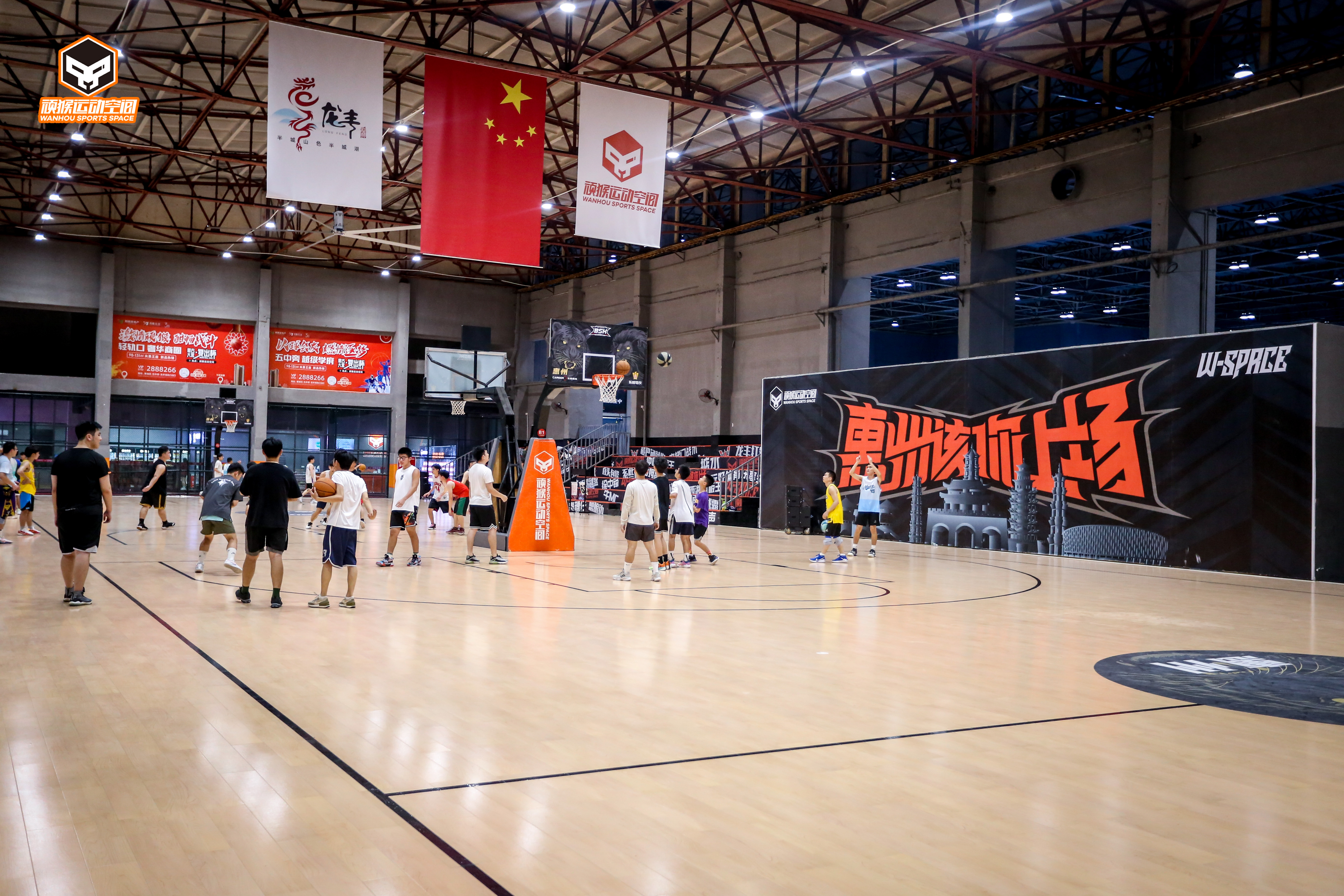 CQ9电子 CQ9传奇一站式解决家庭健身需求惠州这家3万平体育综合体火了！(图9)