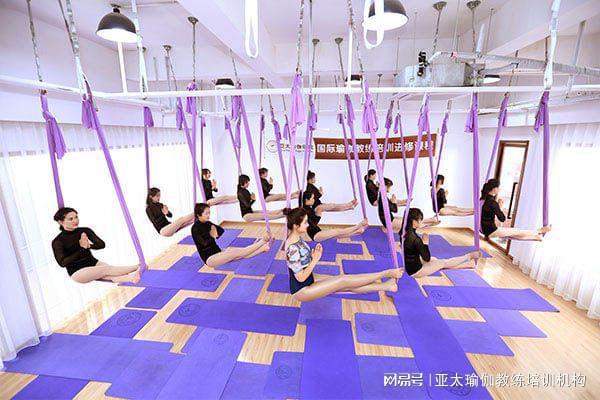 CQ9电子 CQ9传奇普拉提大器械教培(图3)