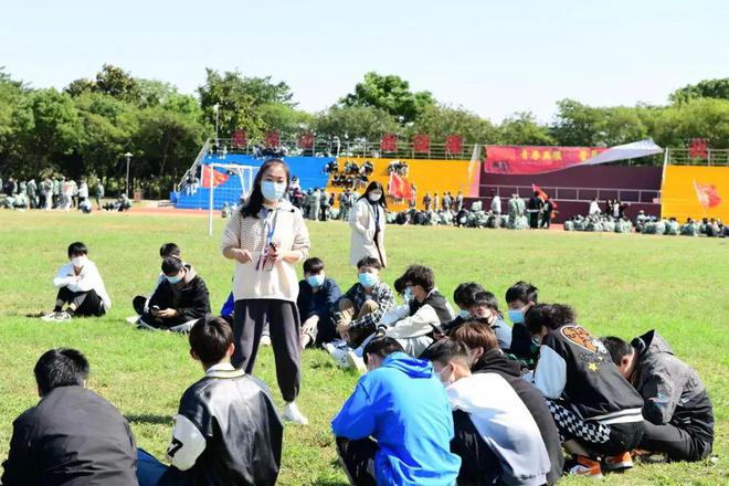 CQ9电子 CQ9传奇电子贵州省教育厅厅长邹联克到贵州两本科院校调研工作 微报五分钟天天见(图6)