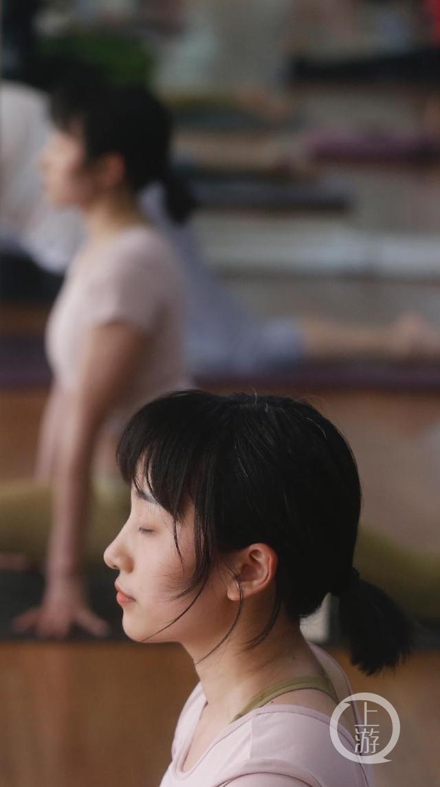 CQ9电子 CQ9传奇电子疫情让瑜伽锻炼需求大增一家店一天能有上百人咨询(图4)