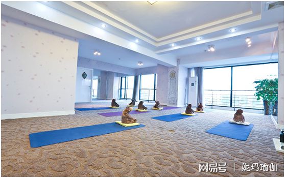 CQ9电子 CQ9传奇电子杭州瑜伽教练培训班：没那么简单！想成为教练得面对严峻考验！(图3)