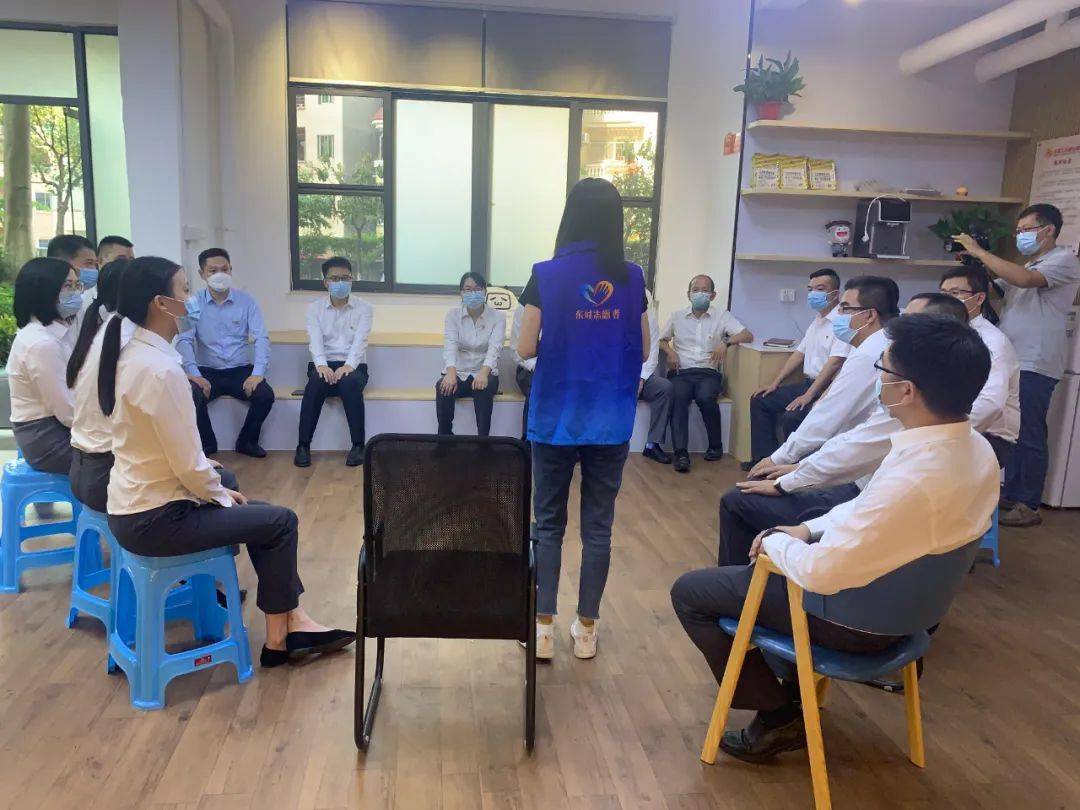 企业员工文明共享 齐做CQ9电子 CQ9传奇电子新风正气传播者！东城启动企业员工文明共享计划(图4)