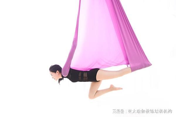 中国瑜伽师认CQ9电子 CQ9传奇电子证总院(图2)