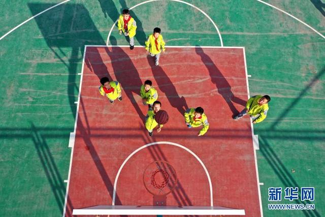 CQ9电子 CQ9传奇电子运动大课间 健身又快乐(图1)