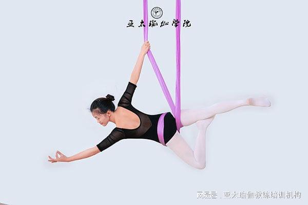 瑜伽教练培训都教什么课程呢CQ9电子 CQ9传奇电子(图3)