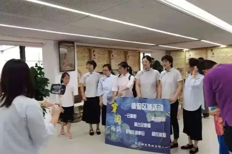 营造开放性、高品质的社区文化这个“家门口CQ9电子 CQ9传奇电子”活动中心等你来体验(图4)