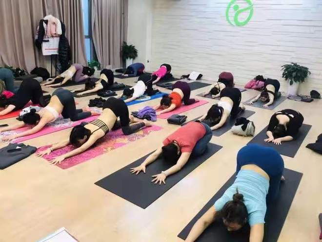 成都CQ9电子 CQ9传奇电子瑜伽班一个月多少钱(图4)