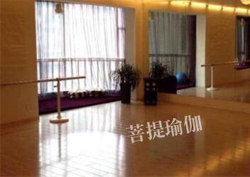 CQ9电子 CQ9传奇电子开福区孕产瑜伽培训哪家专业(图2)