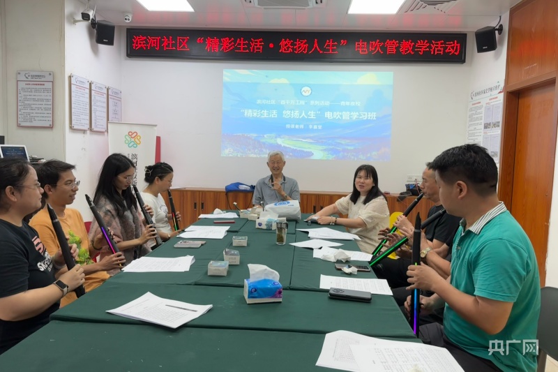 场场爆满！深圳人用新方式打开CQ9电子 CQ9传奇电子“夜生活”(图3)